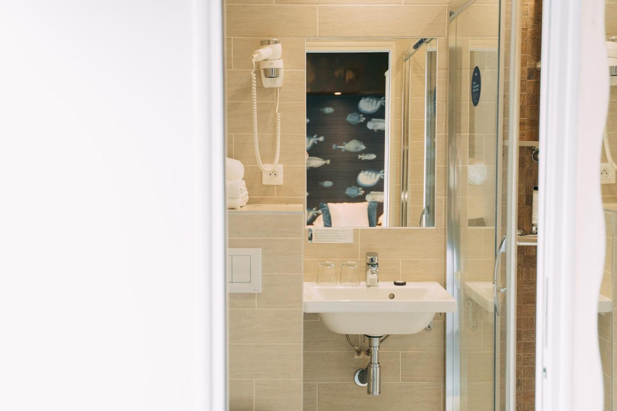 Les Agapanthes-logis Hotel 3*