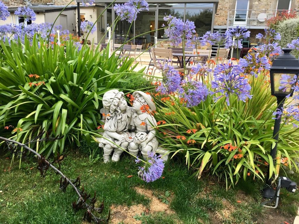 Hotel Les Agapanthes Ploubazlanec